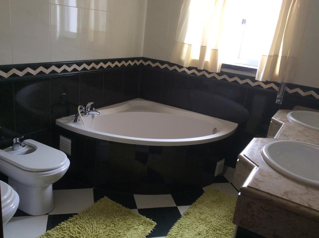 Vivenda Azevedo Hotel Nazaré Kamer foto